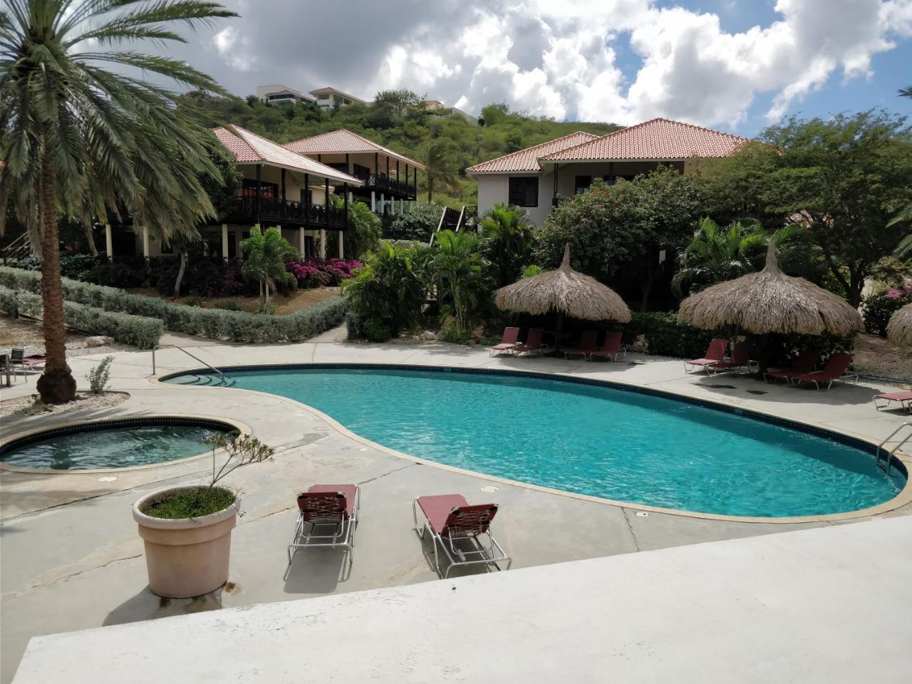 Blue Bay Beach Villa At Pool And Golfcourse Bagian luar foto